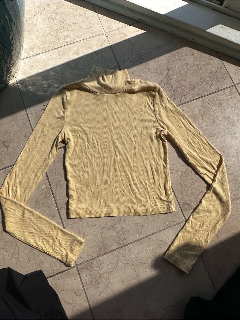 Wilfred Pale Yellow Turtleneck Long-Sleeve Sweater